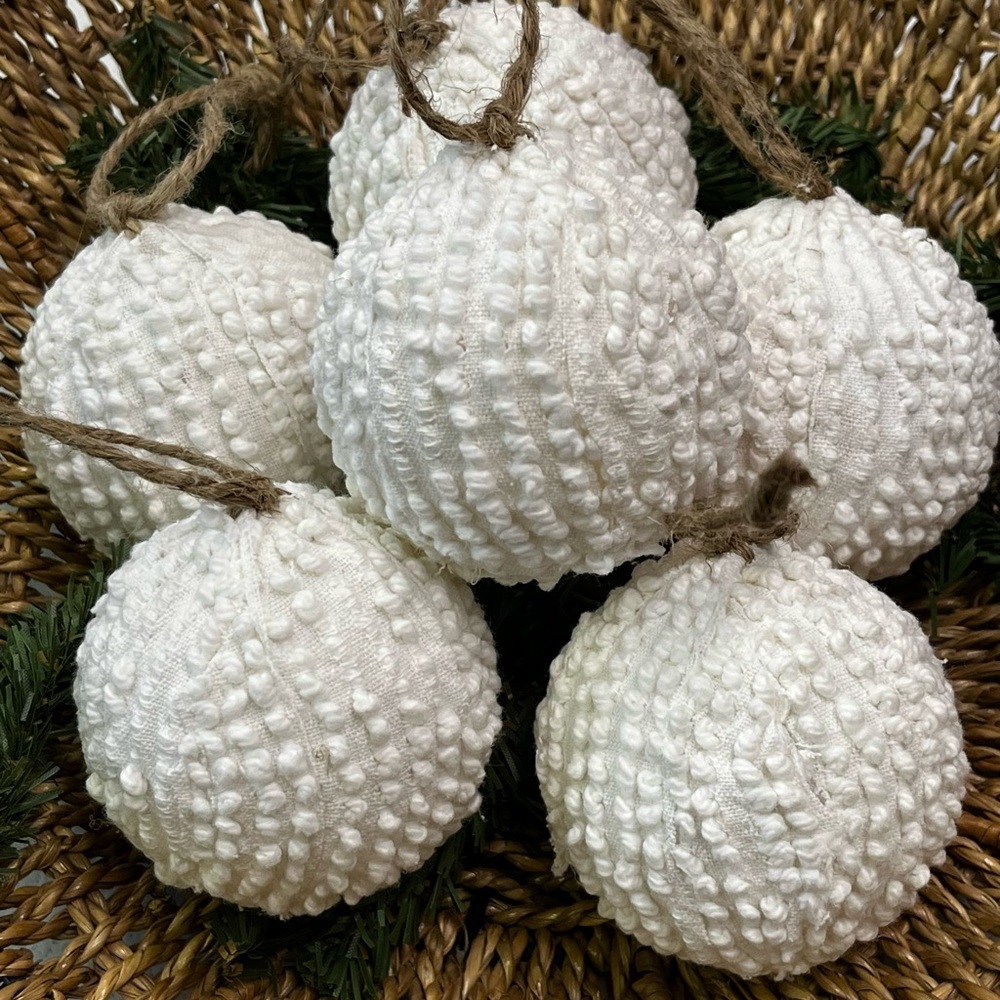 6 Handmade Chenille Hobnail Farmhouse Primitive Vintage Christmas Ornaments